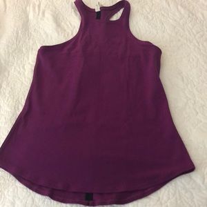 LuLulemon size 6 purple tank